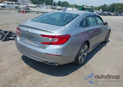 2020 Honda Accord Touring z USA, uszkodzony, nr VIN 1HGCV2F96LA009687